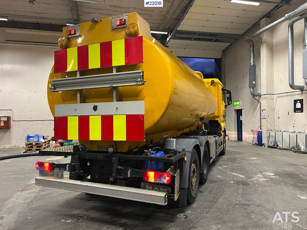 MAN TGX26.480 - Camión cisterna: foto 5 MAN TGX26.480 - Camión cisterna: foto 5