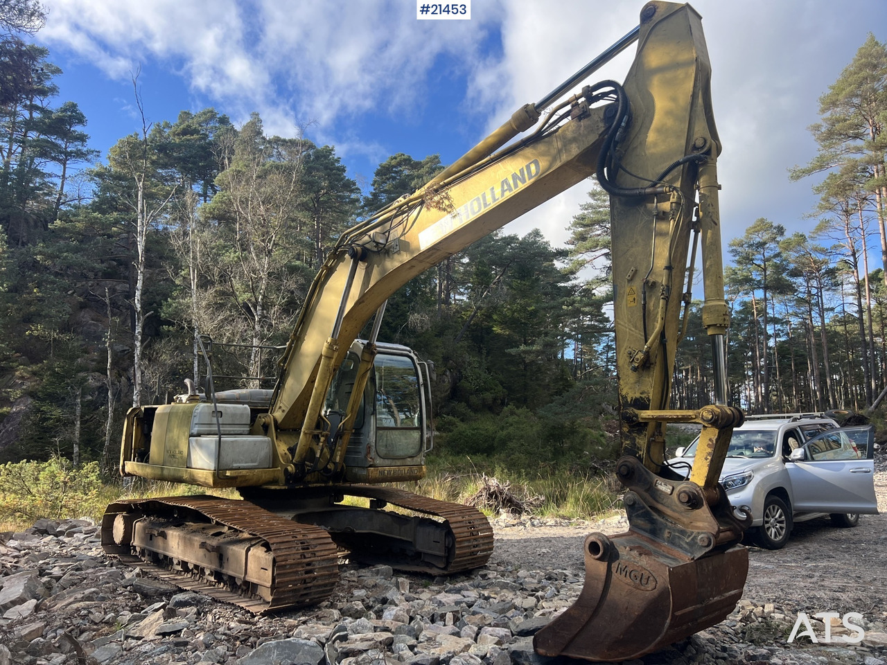 New Holland E215 Gravemaskin - Excavadora de cadenas: foto 3 New Holland E215 Gravemaskin - Excavadora de cadenas: foto 3