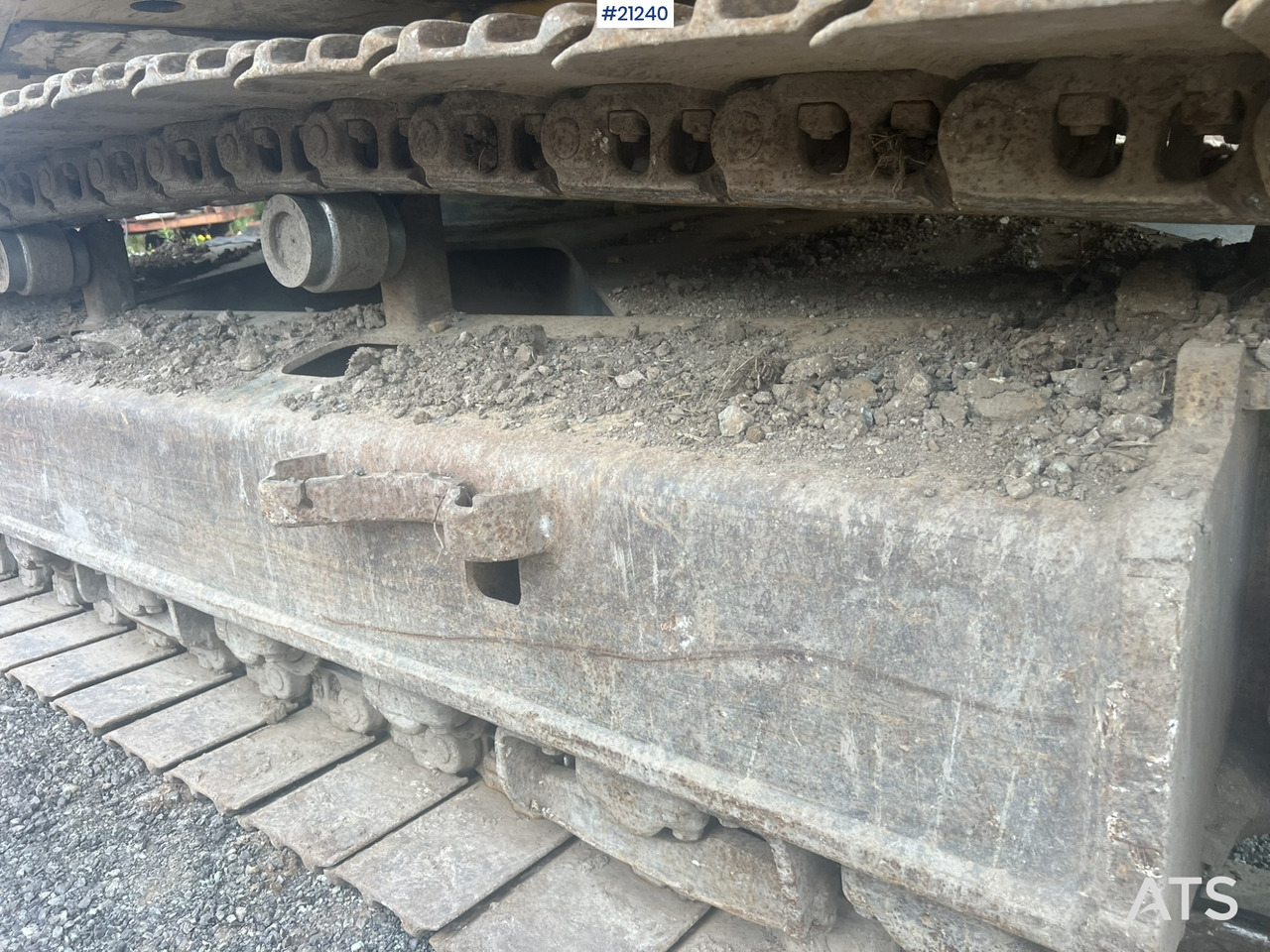 Excavadora de cadenas New Holland Kobelco E265B: foto 19 Excavadora de cadenas New Holland Kobelco E265B: foto 19