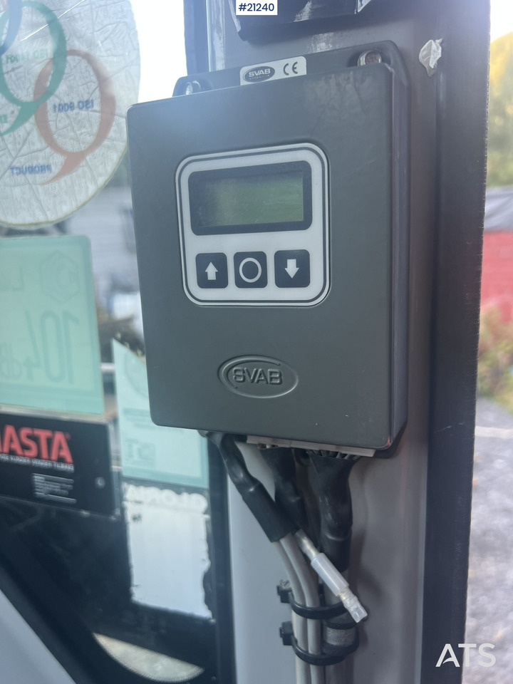 Excavadora de cadenas New Holland Kobelco E265B: foto 29 Excavadora de cadenas New Holland Kobelco E265B: foto 29