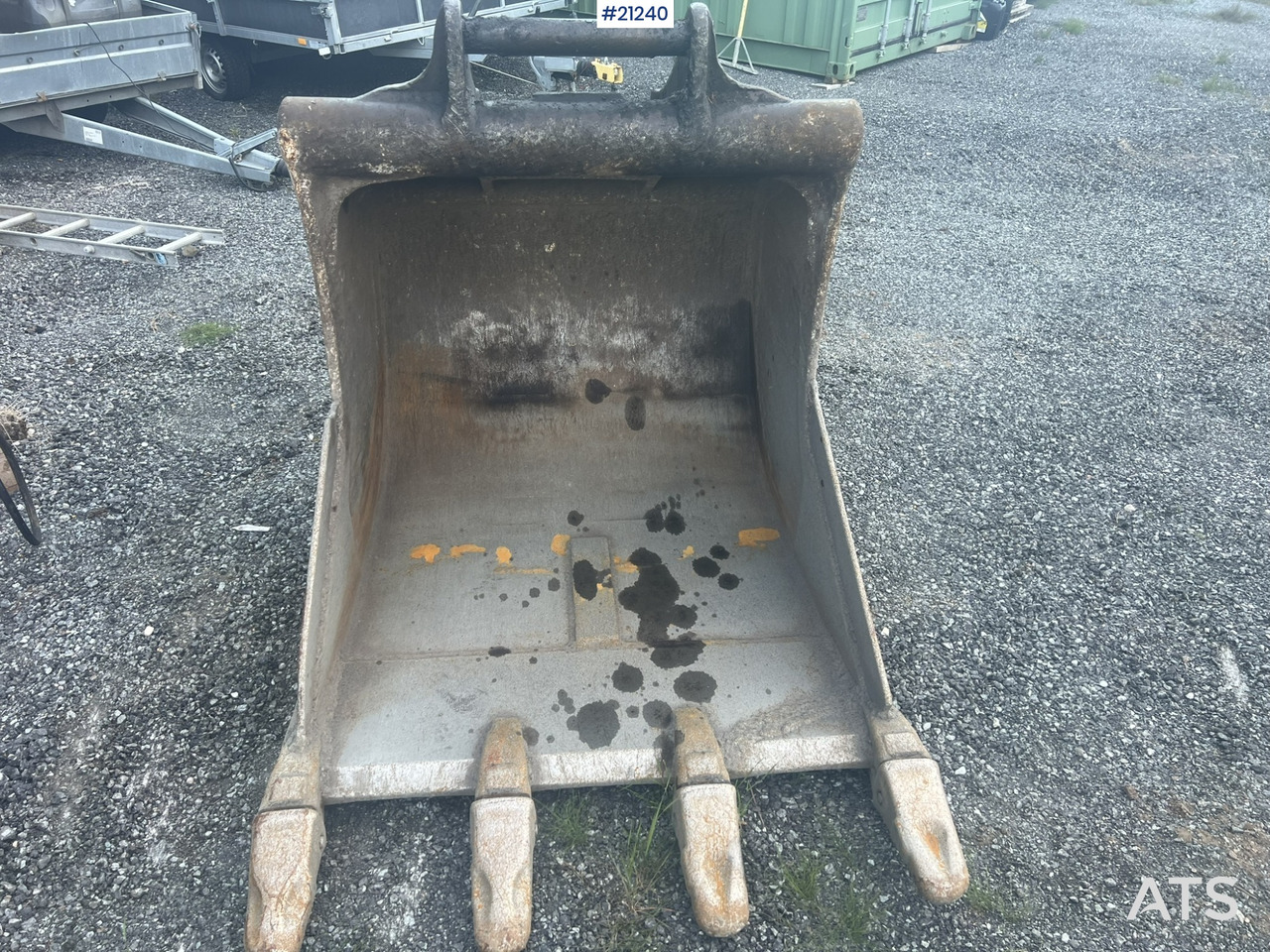 Excavadora de cadenas New Holland Kobelco E265B: foto 36 Excavadora de cadenas New Holland Kobelco E265B: foto 36