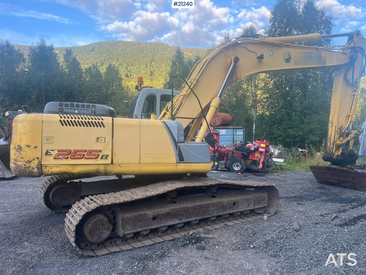 Excavadora de cadenas New Holland Kobelco E265B: foto 7 Excavadora de cadenas New Holland Kobelco E265B: foto 7