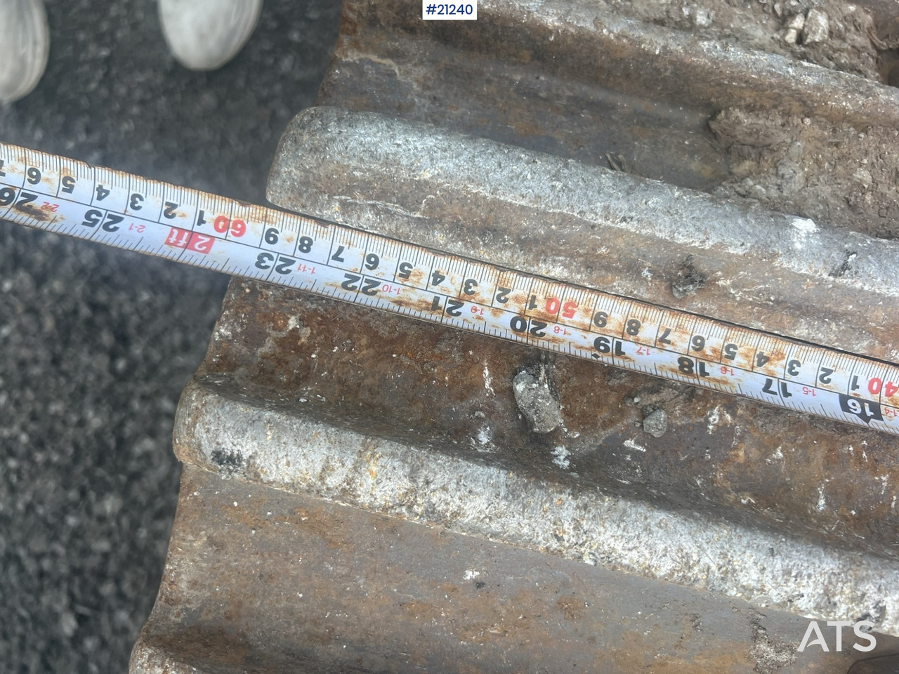 Excavadora de cadenas New Holland Kobelco E265B: foto 16 Excavadora de cadenas New Holland Kobelco E265B: foto 16