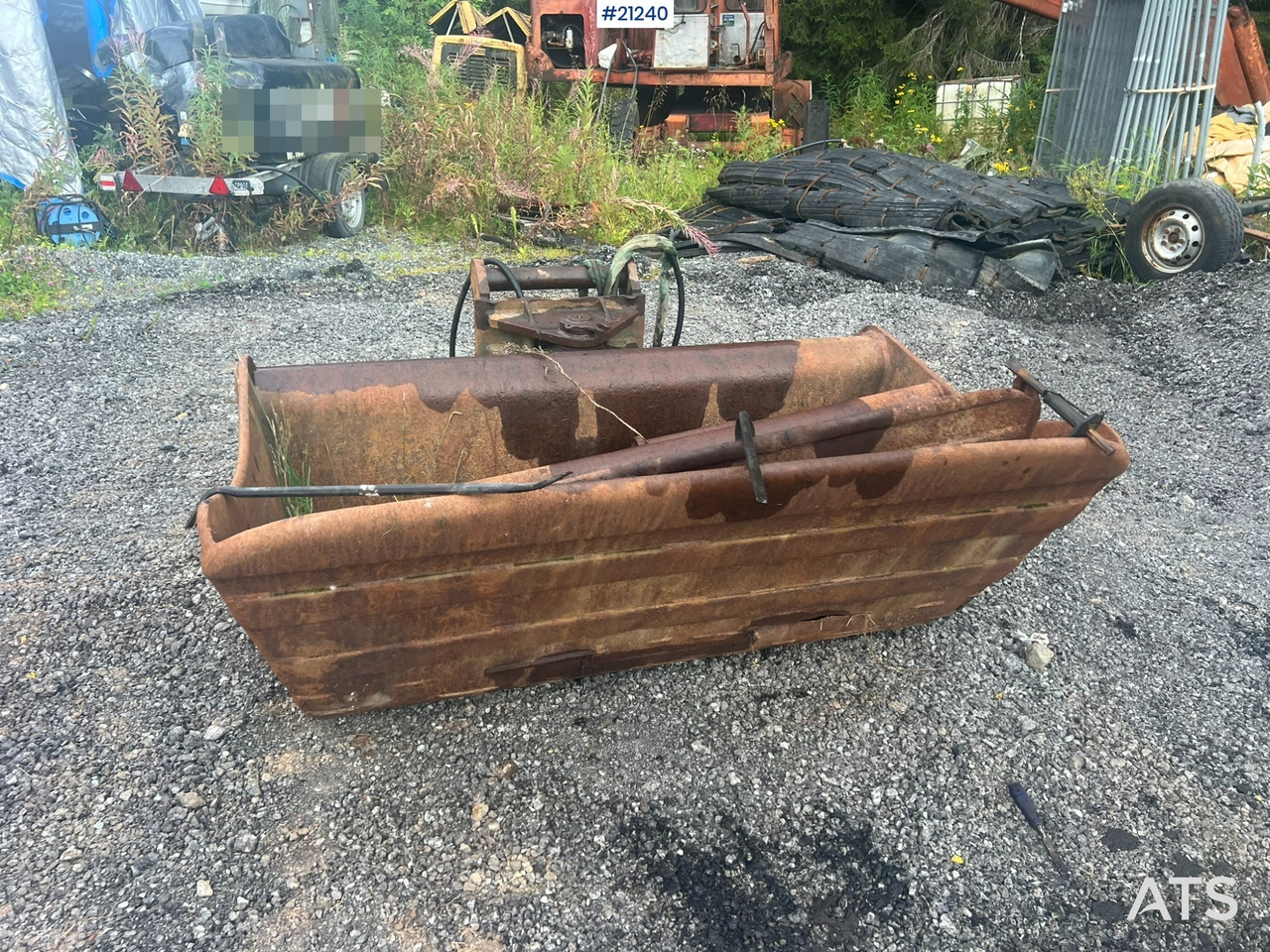 Excavadora de cadenas New Holland Kobelco E265B: foto 38 Excavadora de cadenas New Holland Kobelco E265B: foto 38