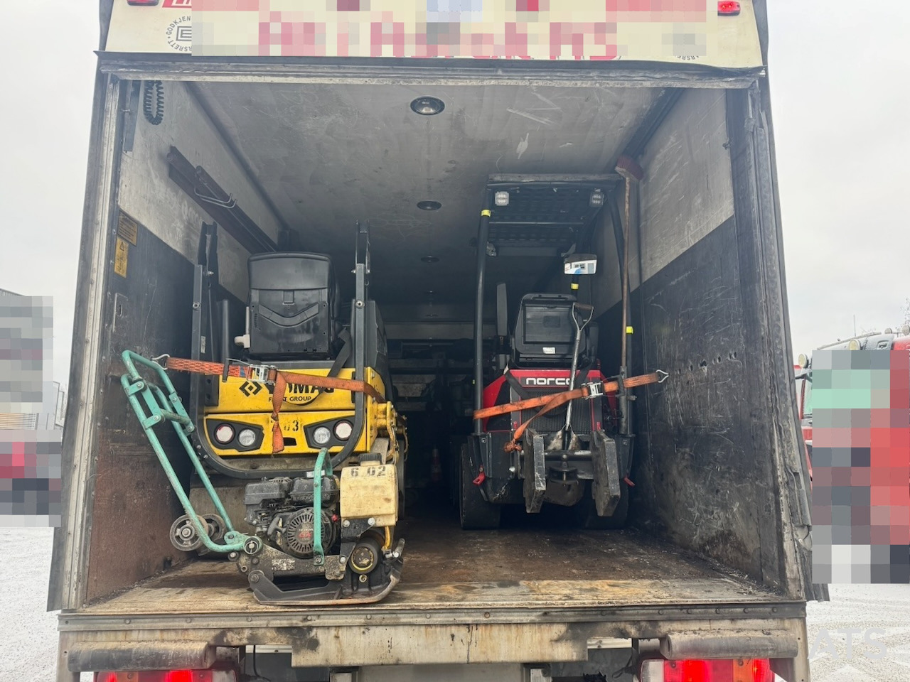 Camión caja cerrada Scania 2005 Scania P310 4x2 Skapbil m/ full sideåpning.: foto 35 Camión caja cerrada Scania 2005 Scania P310 4x2 Skapbil m/ full sideåpning.: foto 35