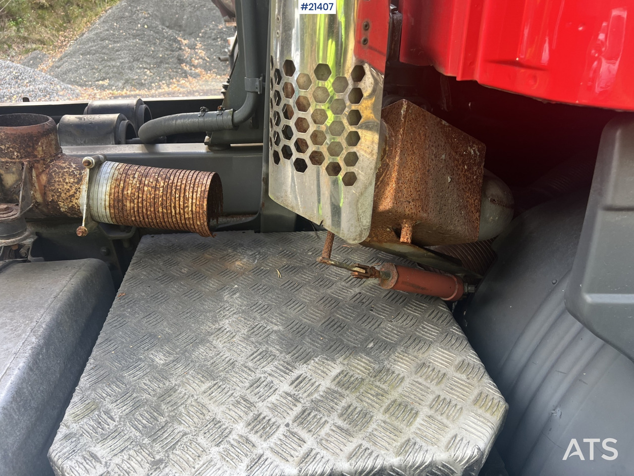 Camión volquete Scania P124G: foto 23