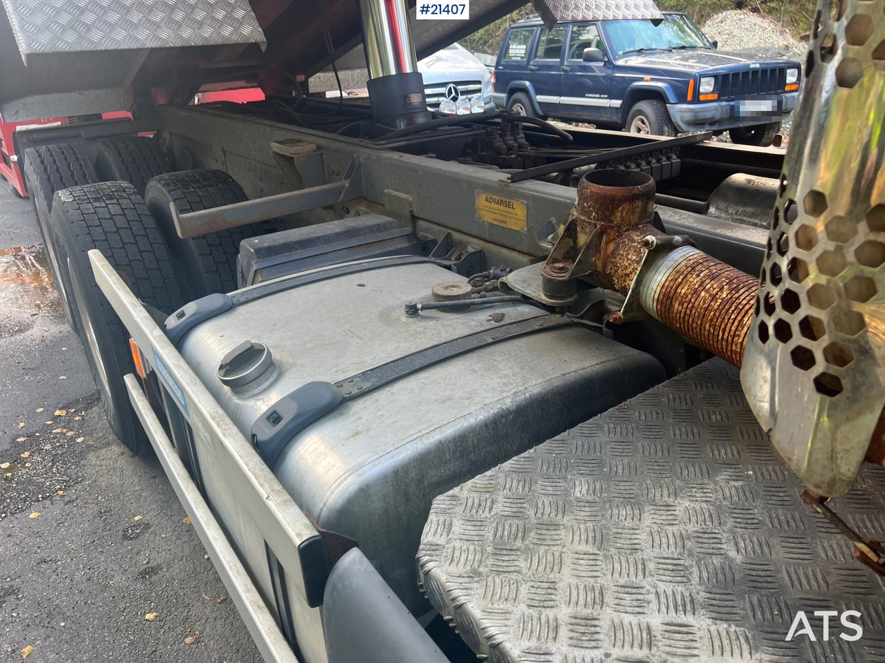 Camión volquete Scania P124G: foto 22