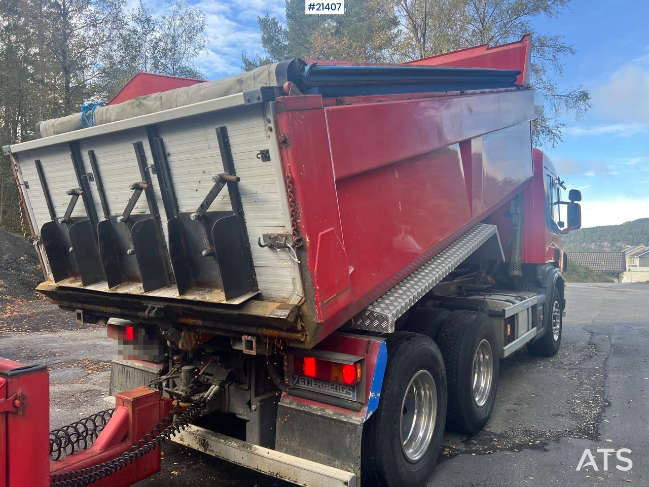 Camión volquete Scania P124G: foto 11