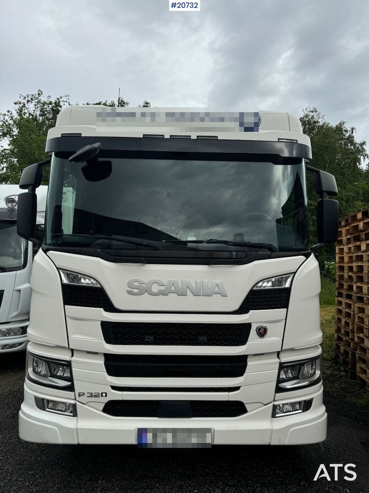Scania P320 - Camión caja abierta, Camión grúa: foto 4 Scania P320 - Camión caja abierta, Camión grúa: foto 4