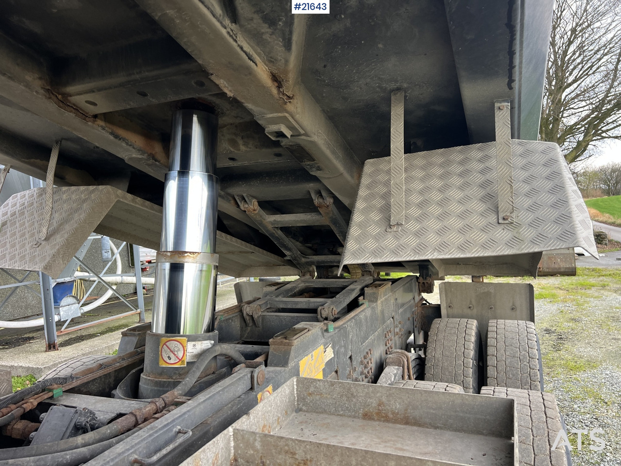 Camión volquete Scania R560 6x4 Tippbil: foto 26