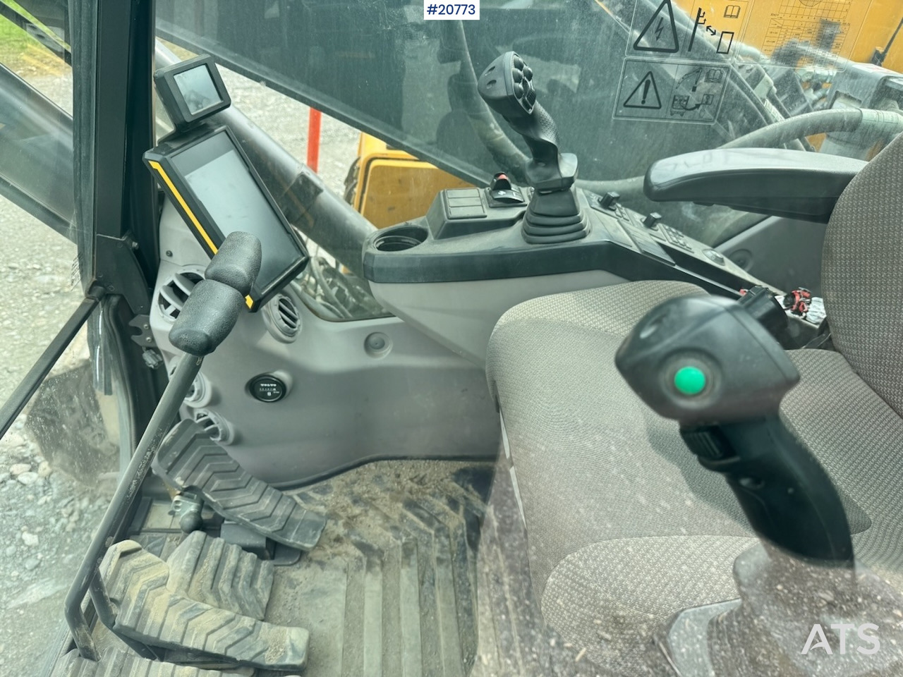 Excavadora de cadenas Volvo EC220EL: foto 43