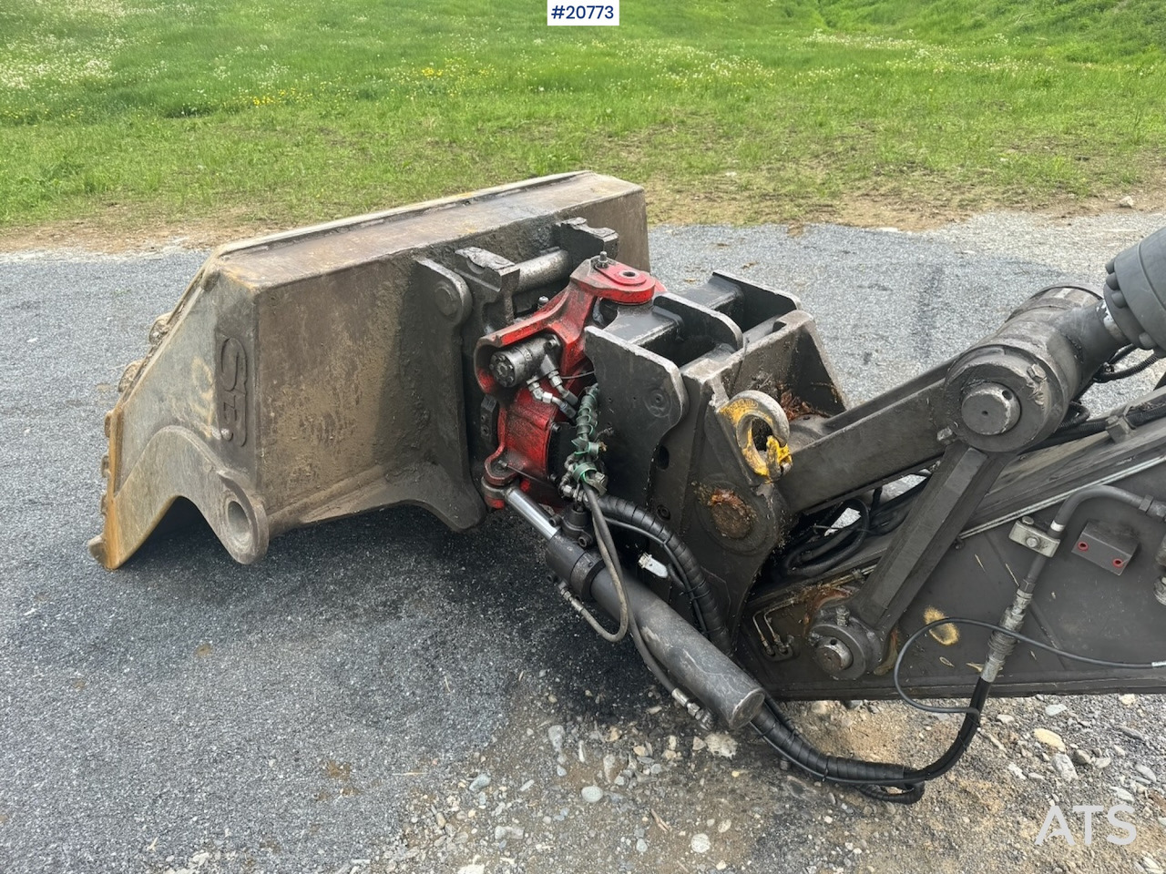 Excavadora de cadenas Volvo EC220EL: foto 14