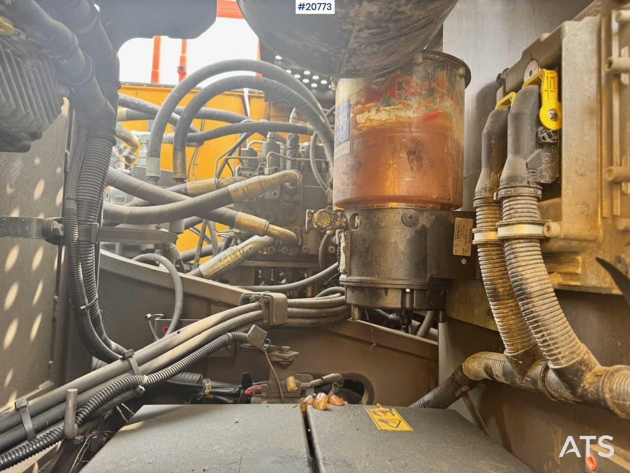 Excavadora de cadenas Volvo EC220EL: foto 42