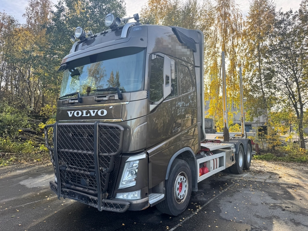 Volvo FH540 6x4 Tømmerbil uten kran - Camión forestal: foto 1 Volvo FH540 6x4 Tømmerbil uten kran - Camión forestal: foto 1