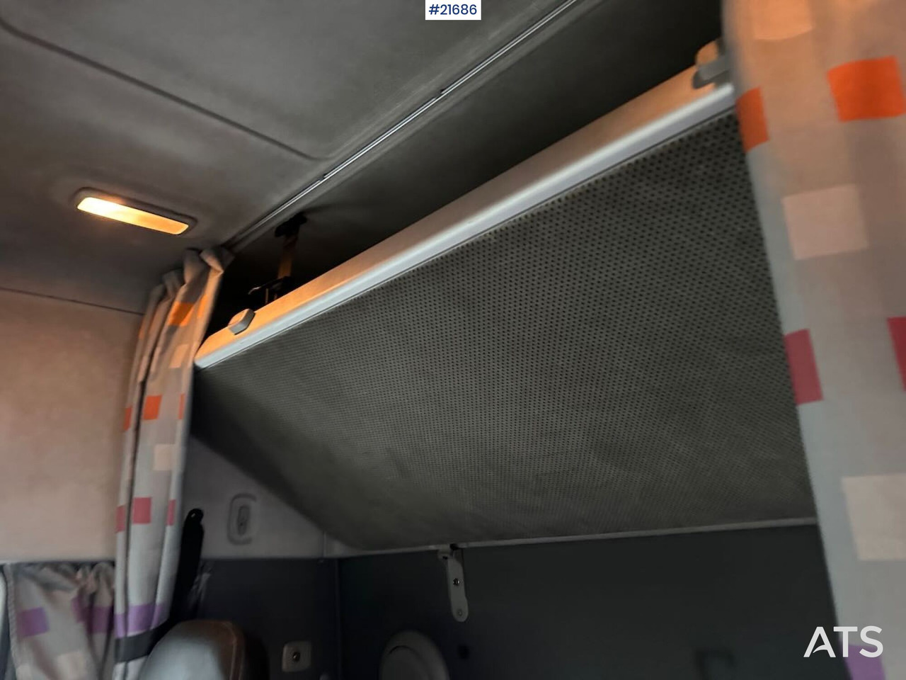 Leasing de Volvo FM12 Globetrotter 6x4 kranbil m/ bak montert 18 t/m kran og vinsj. SE VIDEO Volvo FM12 Globetrotter 6x4 kranbil m/ bak montert 18 t/m kran og vinsj. SE VIDEO: foto 41 Leasing de Volvo FM12 Globetrotter 6x4 kranbil m/ bak montert 18 t/m kran og vinsj. SE VIDEO Volvo FM12 Globetrotter 6x4 kranbil m/ bak montert 18 t/m kran og vinsj. SE VIDEO: foto 41