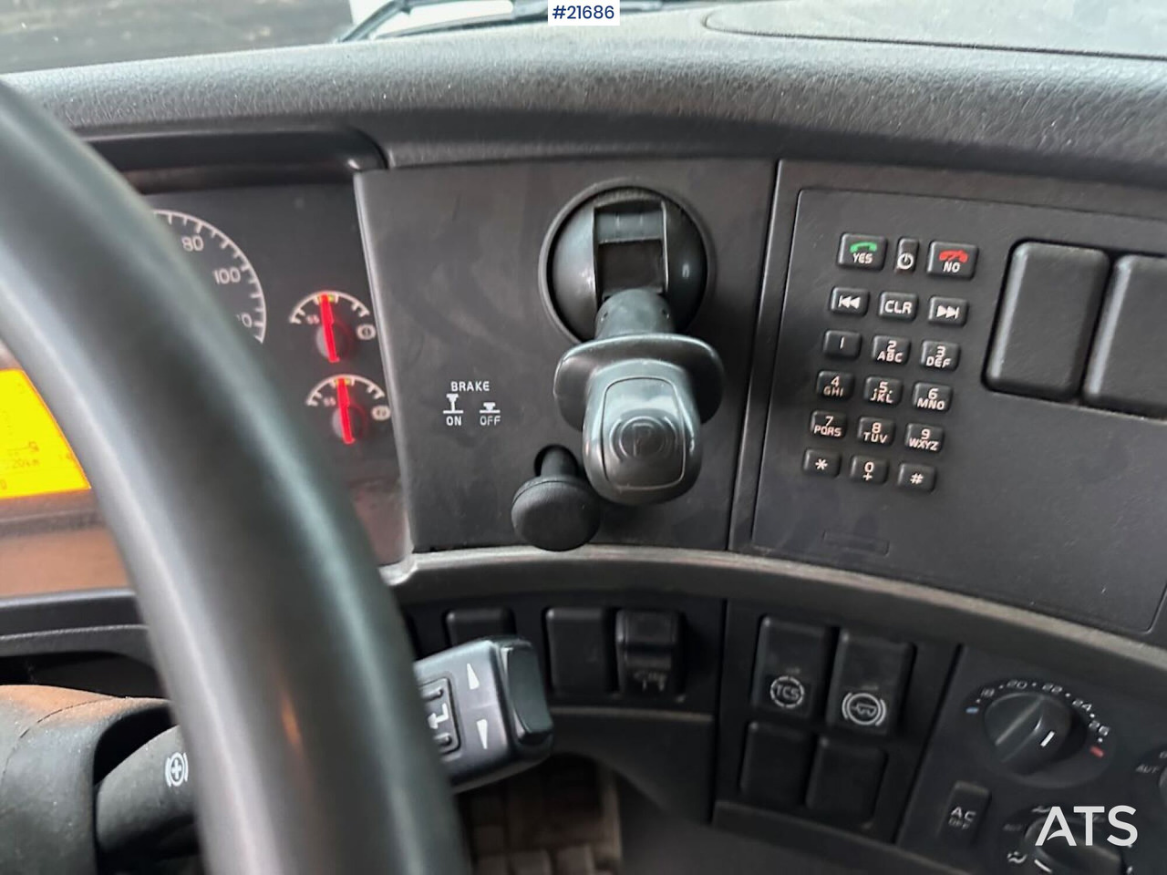 Leasing de Volvo FM12 Globetrotter 6x4 kranbil m/ bak montert 18 t/m kran og vinsj. SE VIDEO Volvo FM12 Globetrotter 6x4 kranbil m/ bak montert 18 t/m kran og vinsj. SE VIDEO: foto 46 Leasing de Volvo FM12 Globetrotter 6x4 kranbil m/ bak montert 18 t/m kran og vinsj. SE VIDEO Volvo FM12 Globetrotter 6x4 kranbil m/ bak montert 18 t/m kran og vinsj. SE VIDEO: foto 46