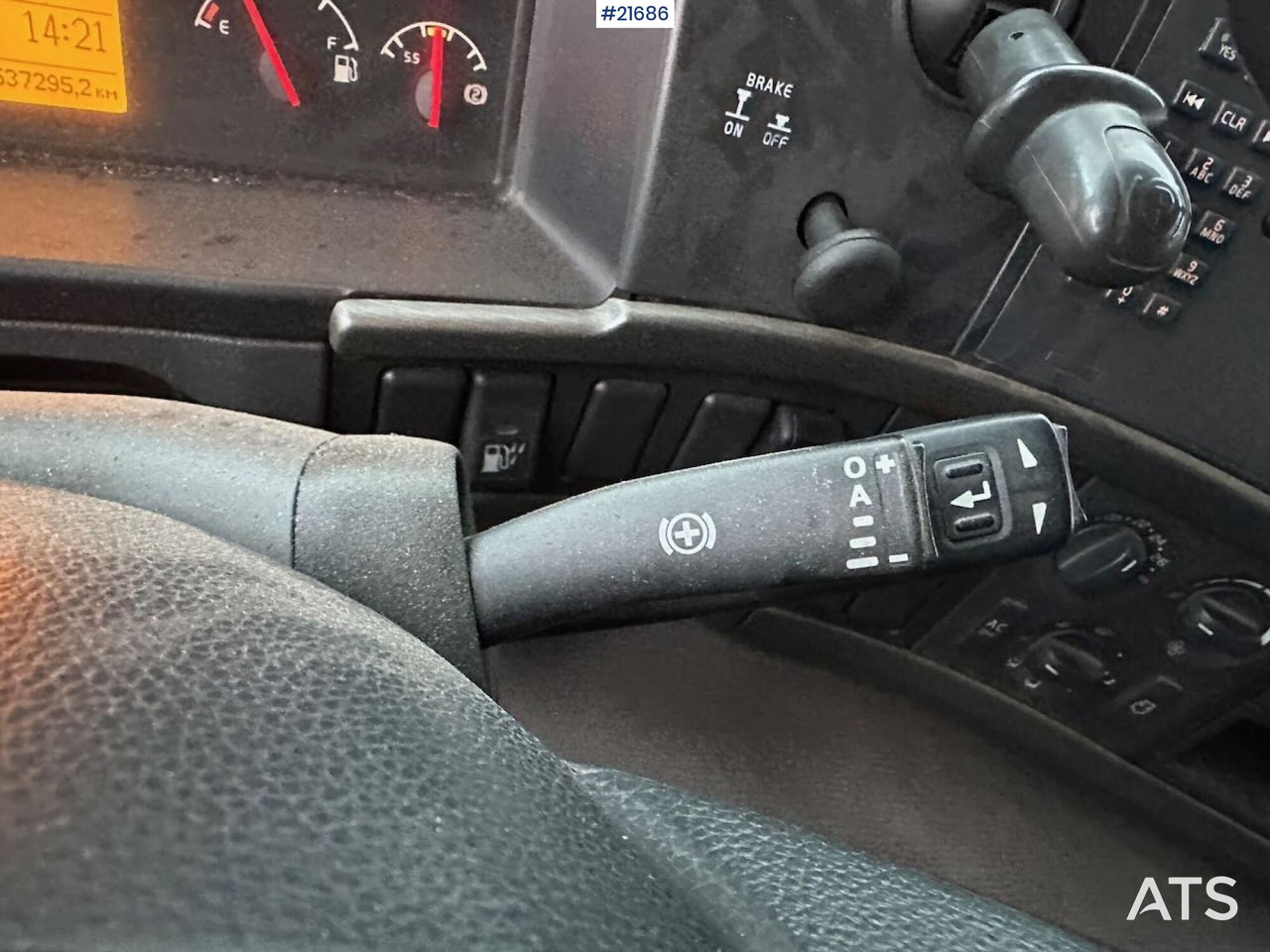 Leasing de Volvo FM12 Globetrotter 6x4 kranbil m/ bak montert 18 t/m kran og vinsj. SE VIDEO Volvo FM12 Globetrotter 6x4 kranbil m/ bak montert 18 t/m kran og vinsj. SE VIDEO: foto 47 Leasing de Volvo FM12 Globetrotter 6x4 kranbil m/ bak montert 18 t/m kran og vinsj. SE VIDEO Volvo FM12 Globetrotter 6x4 kranbil m/ bak montert 18 t/m kran og vinsj. SE VIDEO: foto 47