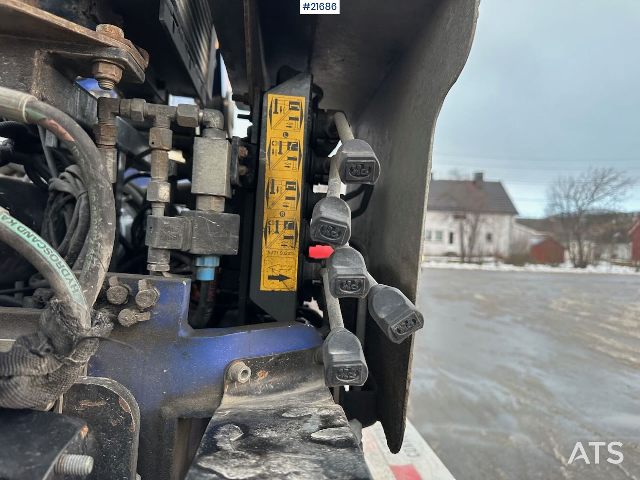 Leasing de Volvo FM12 Globetrotter 6x4 kranbil m/ bak montert 18 t/m kran og vinsj. SE VIDEO Volvo FM12 Globetrotter 6x4 kranbil m/ bak montert 18 t/m kran og vinsj. SE VIDEO: foto 33 Leasing de Volvo FM12 Globetrotter 6x4 kranbil m/ bak montert 18 t/m kran og vinsj. SE VIDEO Volvo FM12 Globetrotter 6x4 kranbil m/ bak montert 18 t/m kran og vinsj. SE VIDEO: foto 33