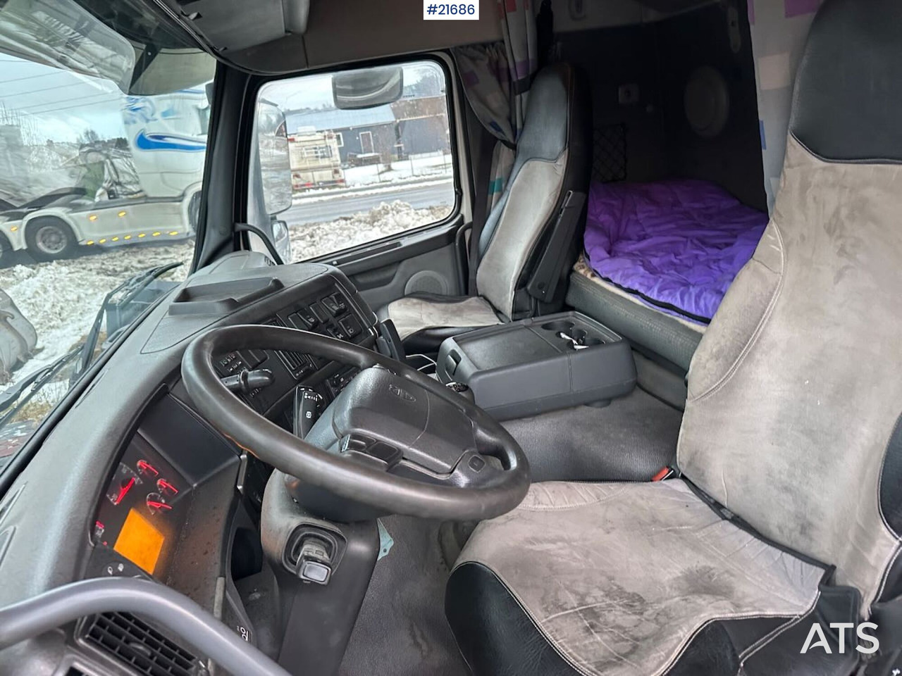 Leasing de Volvo FM12 Globetrotter 6x4 kranbil m/ bak montert 18 t/m kran og vinsj. SE VIDEO Volvo FM12 Globetrotter 6x4 kranbil m/ bak montert 18 t/m kran og vinsj. SE VIDEO: foto 39 Leasing de Volvo FM12 Globetrotter 6x4 kranbil m/ bak montert 18 t/m kran og vinsj. SE VIDEO Volvo FM12 Globetrotter 6x4 kranbil m/ bak montert 18 t/m kran og vinsj. SE VIDEO: foto 39