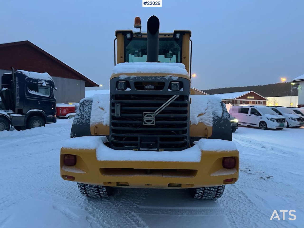 Volvo L70F hjullaster m/ vinter- og sommerdekk og planeringskuffe. En eier! Se video - Cargadora de ruedas: foto 5 Volvo L70F hjullaster m/ vinter- og sommerdekk og planeringskuffe. En eier! Se video - Cargadora de ruedas: foto 5
