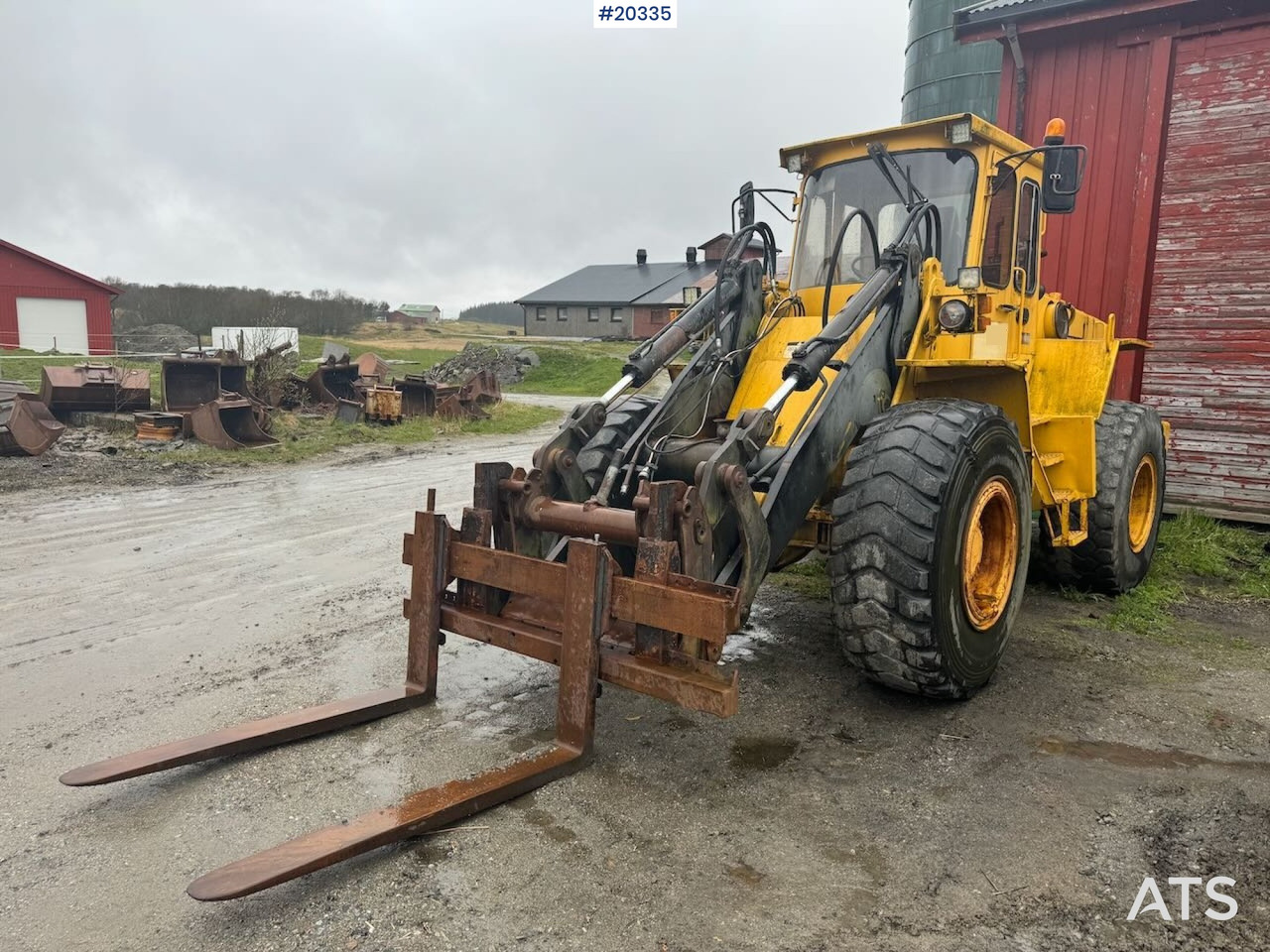 Volvo L90 - Cargadora de ruedas: foto 1 Volvo L90 - Cargadora de ruedas: foto 1