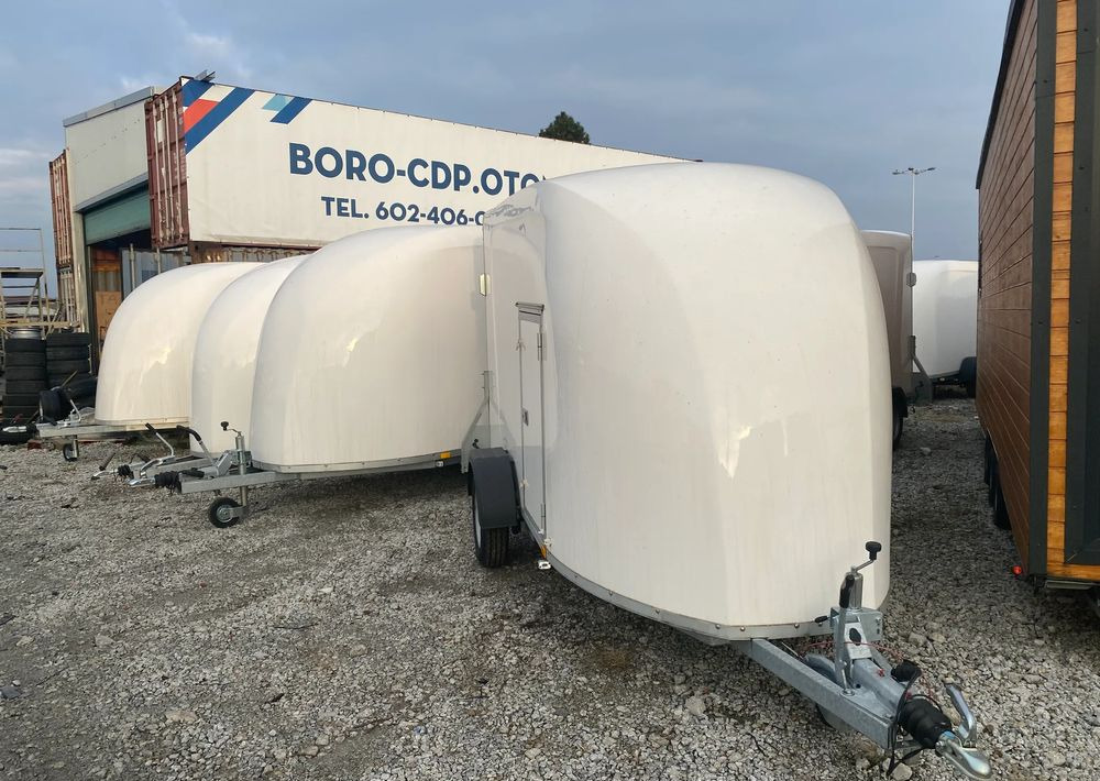 Niewiadów Furgon Niewiadów F1334 z trapem wjazdowym - Remolque de coche: foto 1 Niewiadów Furgon Niewiadów F1334 z trapem wjazdowym - Remolque de coche: foto 1