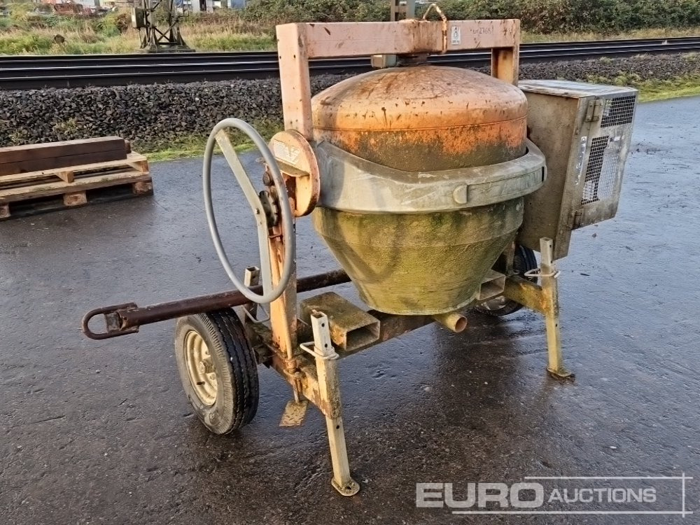 2010 Altrad Concrete Mixer, 350 Litre, Honda Engine - Hormigonera: foto 1 2010 Altrad Concrete Mixer, 350 Litre, Honda Engine - Hormigonera: foto 1