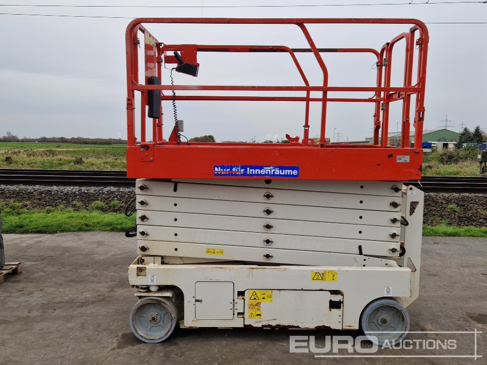 2013 Genie GS-4047 - Plataforma elevadora: foto 2 2013 Genie GS-4047 - Plataforma elevadora: foto 2