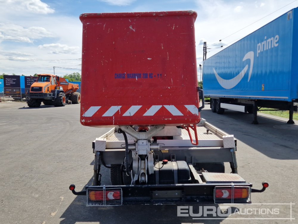 2013 Renault MAXICITY 120 DXI - Camión con plataforma elevadora: foto 4 2013 Renault MAXICITY 120 DXI - Camión con plataforma elevadora: foto 4