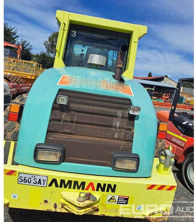 2015 Ammann ASC110D - Rodillo: foto 4 2015 Ammann ASC110D - Rodillo: foto 4