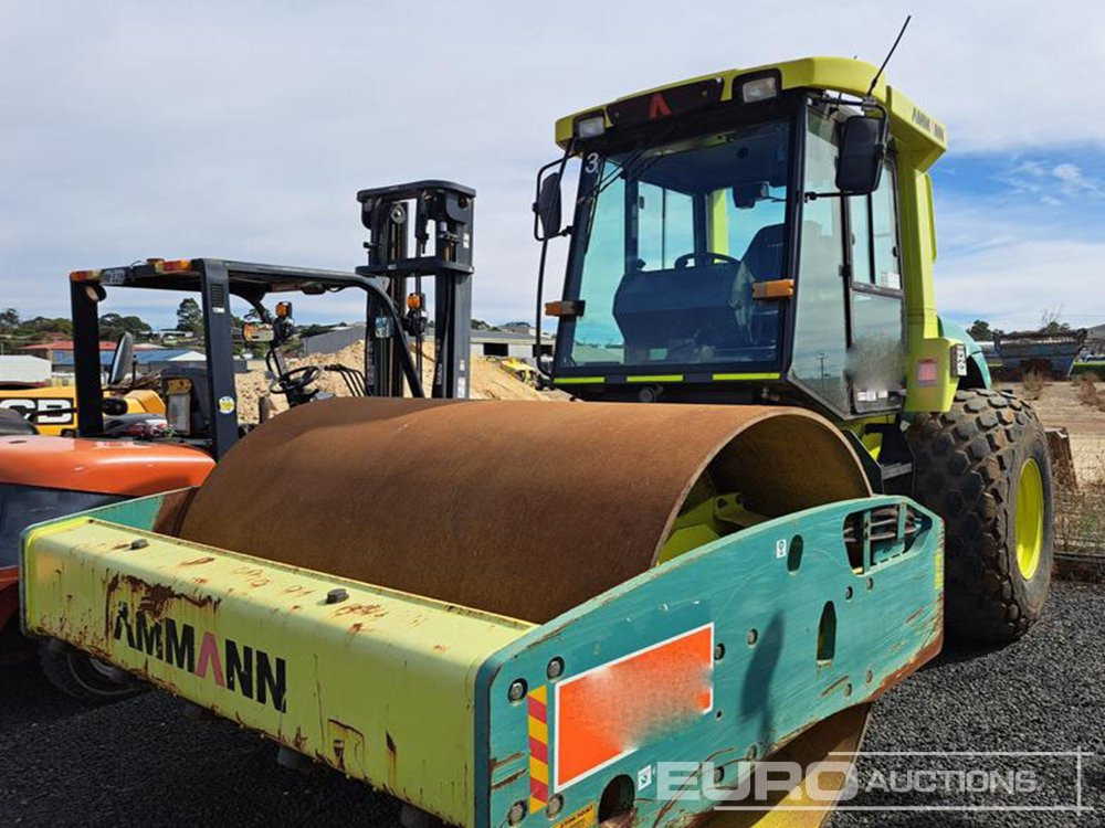 2015 Ammann ASC110D - Rodillo: foto 1 2015 Ammann ASC110D - Rodillo: foto 1