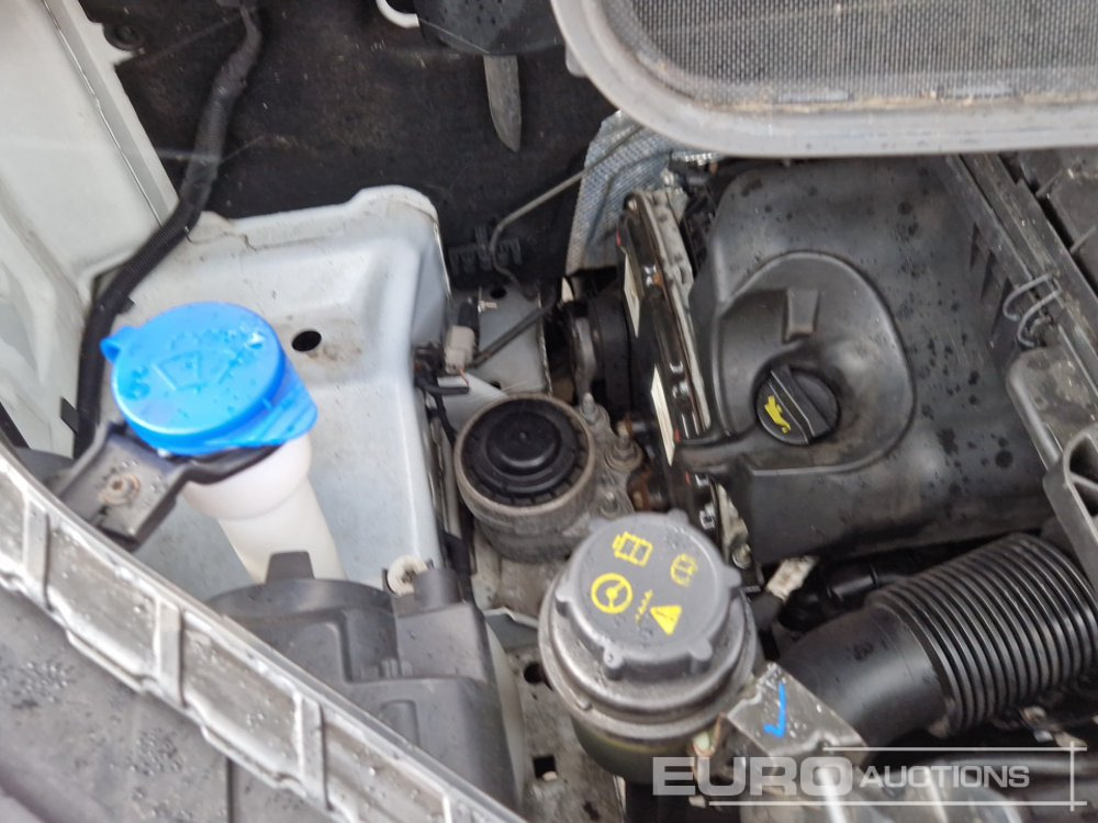 Furgón 2015 Ford Transit: foto 17 Furgón 2015 Ford Transit: foto 17