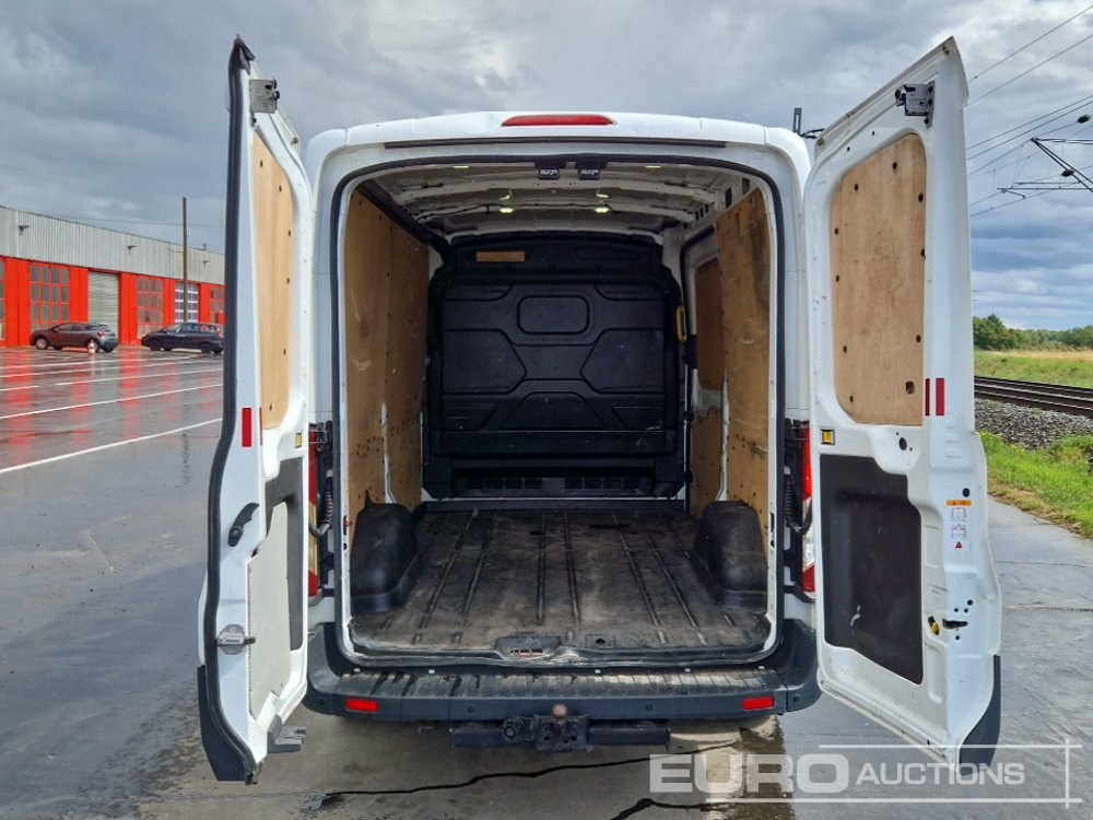 Furgón 2015 Ford Transit: foto 19 Furgón 2015 Ford Transit: foto 19