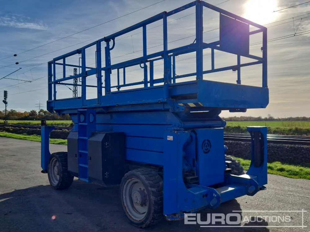 2015 Genie GS4390RT - Plataforma elevadora: foto 3 2015 Genie GS4390RT - Plataforma elevadora: foto 3