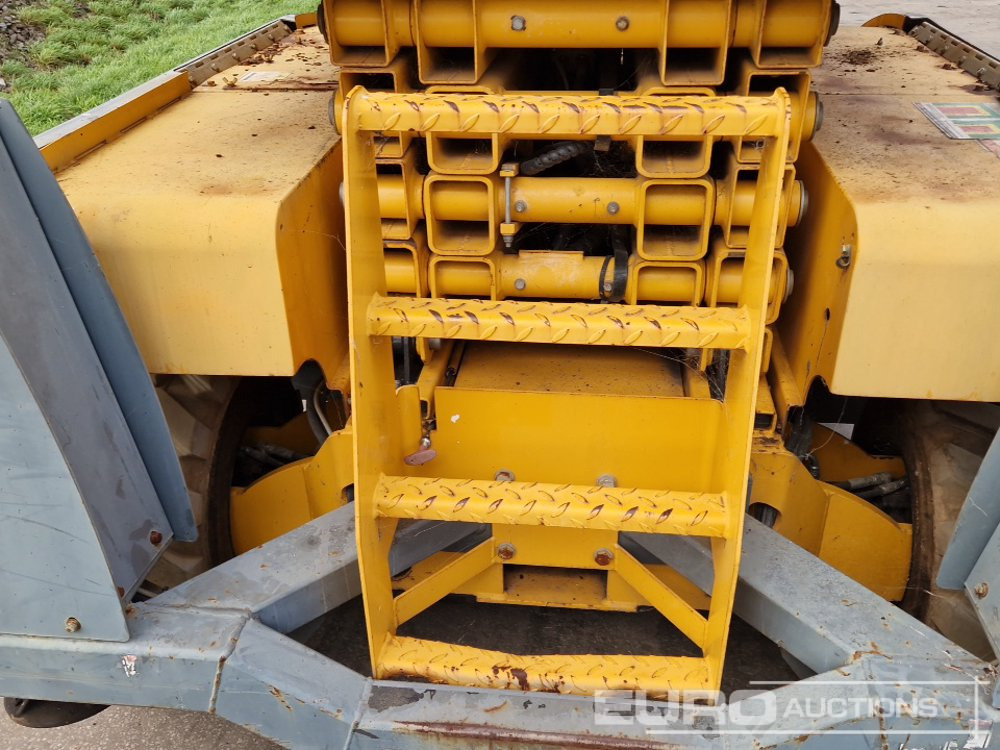 Plataforma elevadora 2016 Haulotte Compact 12DX: foto 16 Plataforma elevadora 2016 Haulotte Compact 12DX: foto 16