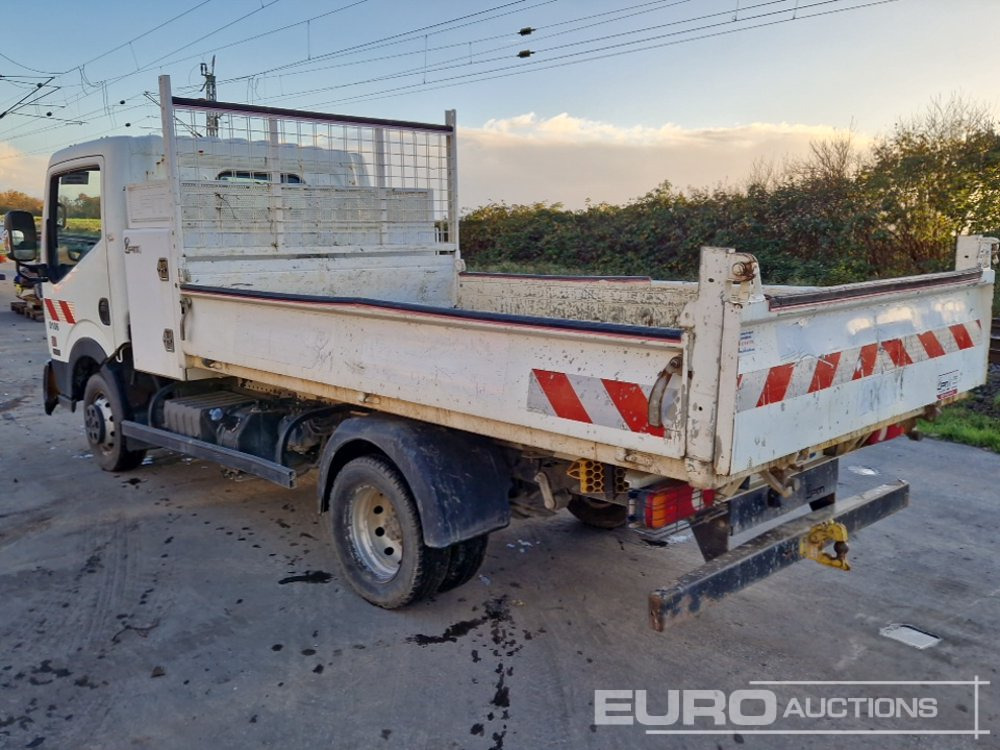 2017 Nissan NT400 - Furgoneta basculante: foto 3 2017 Nissan NT400 - Furgoneta basculante: foto 3