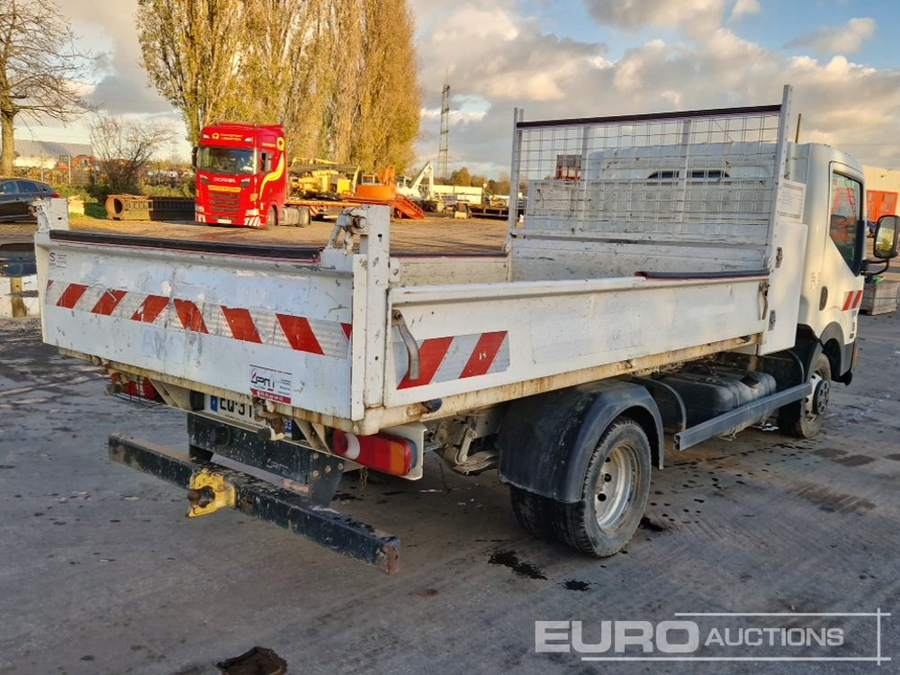 2017 Nissan NT400 - Furgoneta basculante: foto 5 2017 Nissan NT400 - Furgoneta basculante: foto 5