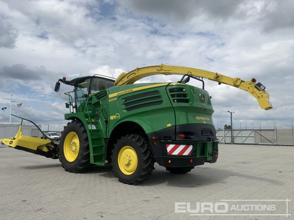 2021 John Deere 8200 - Cosechadora de granos: foto 4 2021 John Deere 8200 - Cosechadora de granos: foto 4