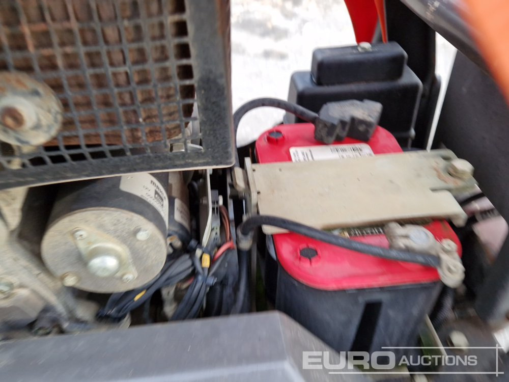 Construcción de carreteras 2022 Husqvarna LG504: foto 9