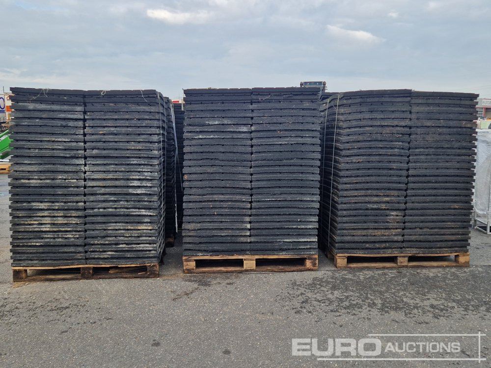 3 Pallets of Rubber Floor Tiles, 60mm x 800mm x 600mm (144 of) - Equipo de construcción: foto 1 3 Pallets of Rubber Floor Tiles, 60mm x 800mm x 600mm (144 of) - Equipo de construcción: foto 1