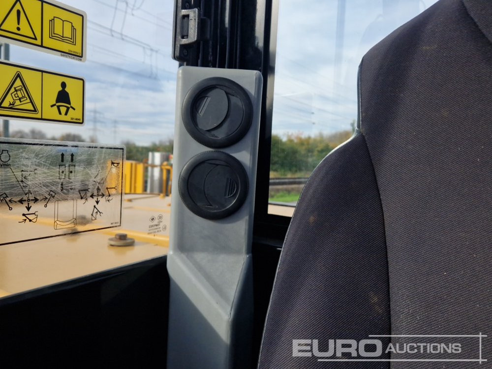 Miniexcavadora CAT 305.5 E2: foto 25 Miniexcavadora CAT 305.5 E2: foto 25