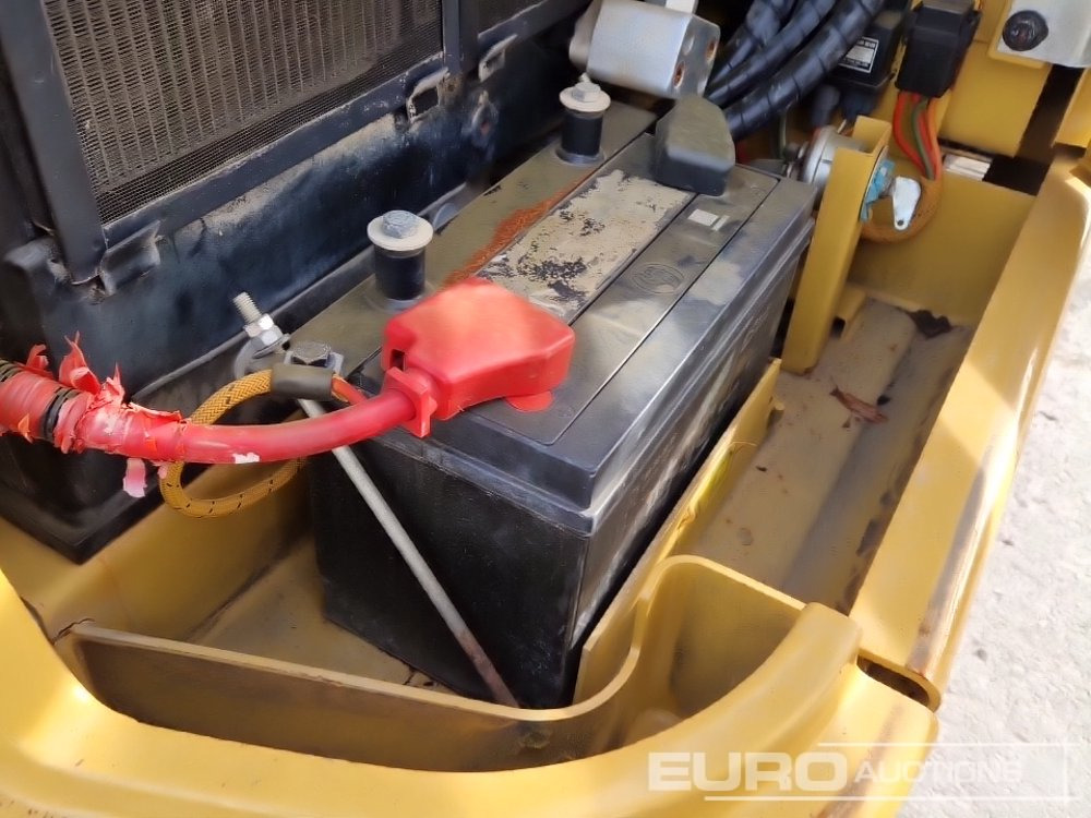 Miniexcavadora CAT 305.5 E2: foto 32 Miniexcavadora CAT 305.5 E2: foto 32