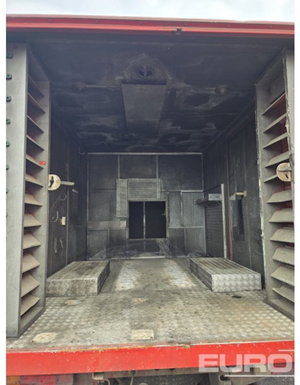 1995 Mercedes 811D - Furgoneta: foto 5 1995 Mercedes 811D - Furgoneta: foto 5