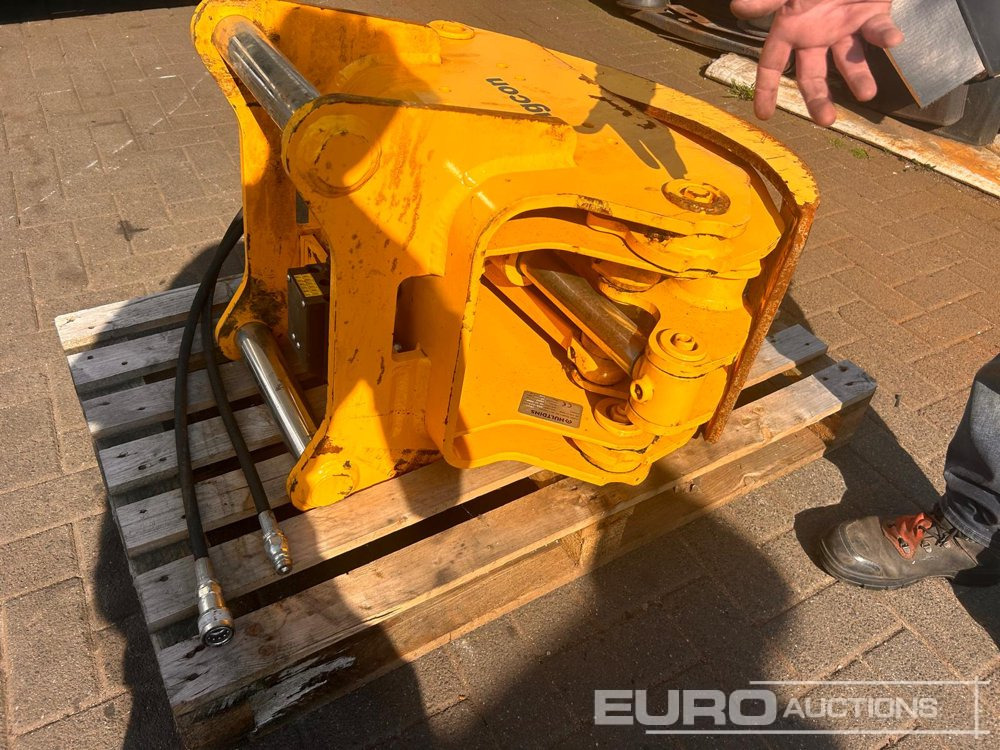 Engcon Hultdins Attachment - Implemento para Excavadora: foto 4 Engcon Hultdins Attachment - Implemento para Excavadora: foto 4