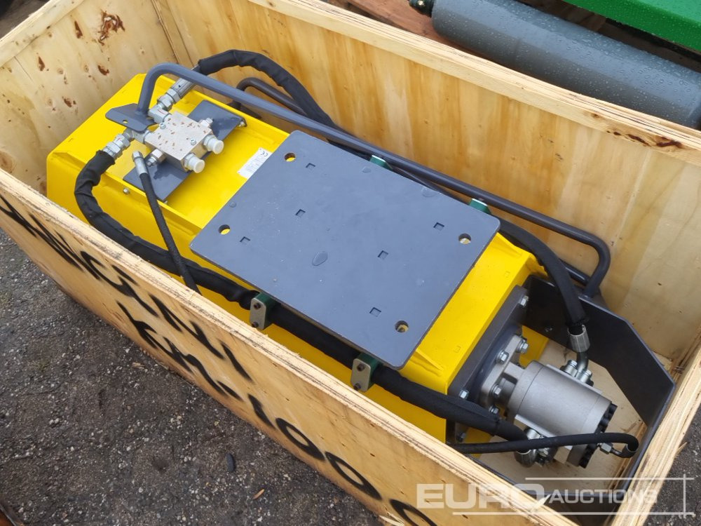 Unused Lancini KM-1000 - Implemento para Excavadora: foto 1 Unused Lancini KM-1000 - Implemento para Excavadora: foto 1