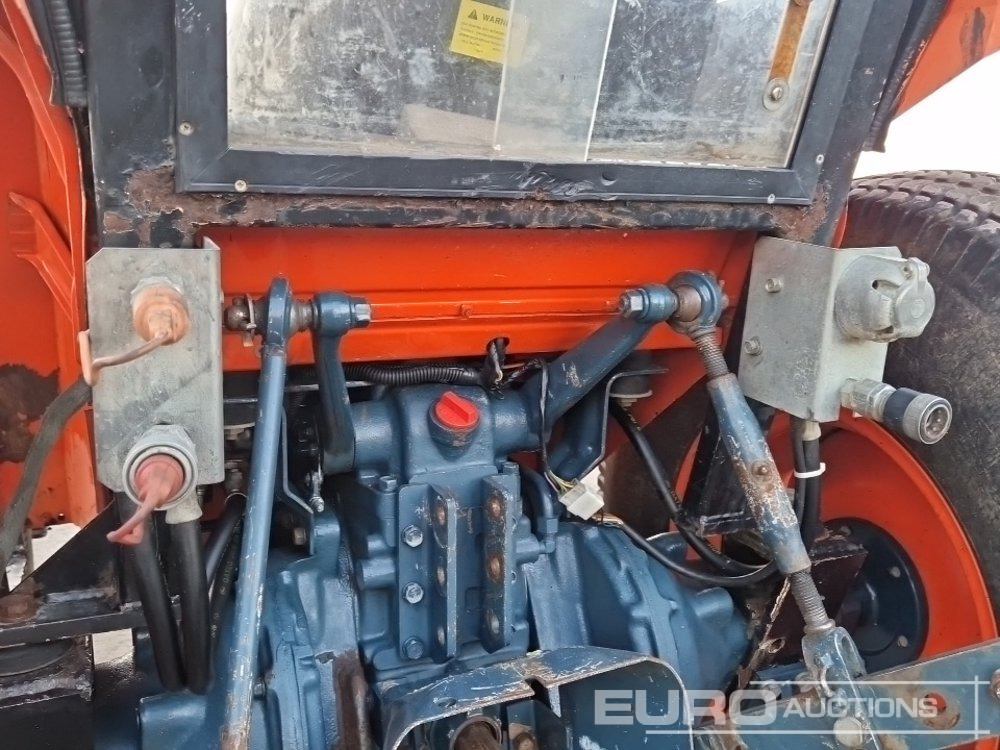 Mini tractor Kubota L3250D: foto 17