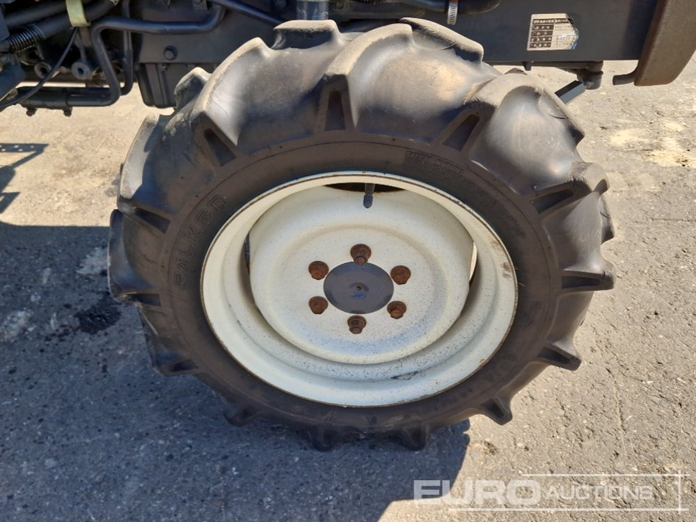Mini tractor Kubota T240DF: foto 8