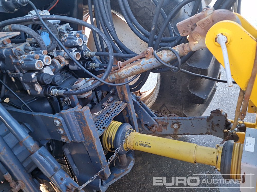 Tractor New Holland TS100: foto 26