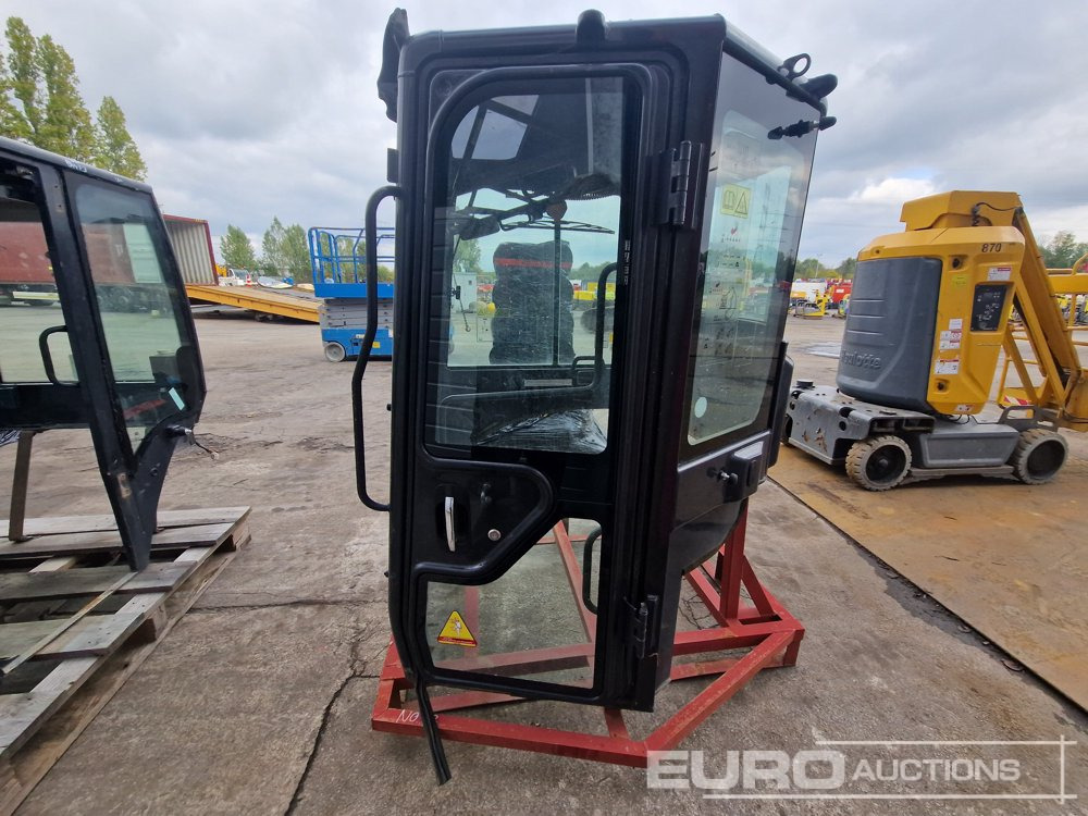 Excavator Cabin to suit Yanmar - Piezas de recambio para Excavadora: foto 5 Excavator Cabin to suit Yanmar - Piezas de recambio para Excavadora: foto 5
