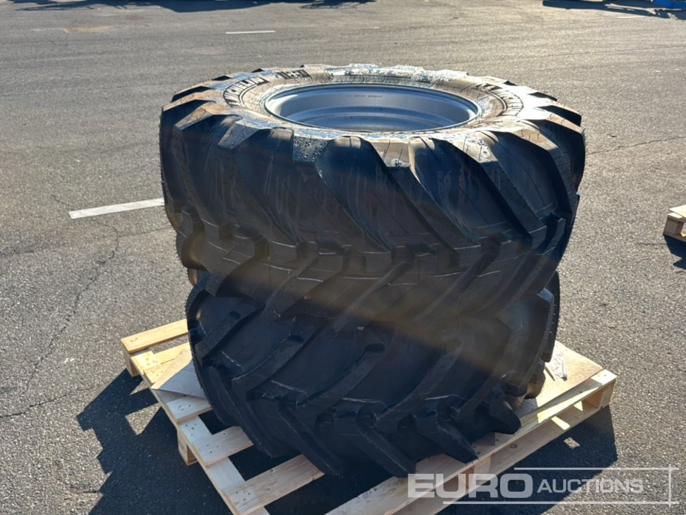 Unused Michelin 500/70R24 Tyre & Rim (2 of) - Neumático: foto 2 Unused Michelin 500/70R24 Tyre & Rim (2 of) - Neumático: foto 2